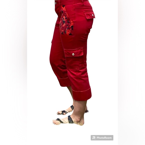 Custom painted capris - Picture 4 of 4